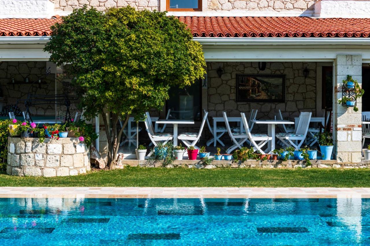Alacati Koclu Konagi Hotel Ngoại thất bức ảnh